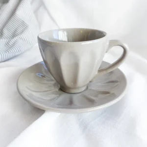TAZA Y PLATO EFESO GREY 165 ML.