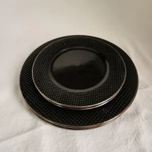 PLATOS ABU DHABI NEGRO BORDE DORADO