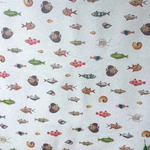 TELA MANTEL ANTIMANCHAS POR MEDIO METRO PECES