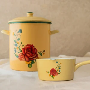 COMBO: CONTENEDOR OLLA BORDE VERDE + HERVIDOR CON MANGO ROSAS