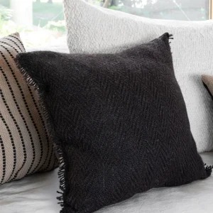 ALMOHADON PUNA CUADRADO NEGRO